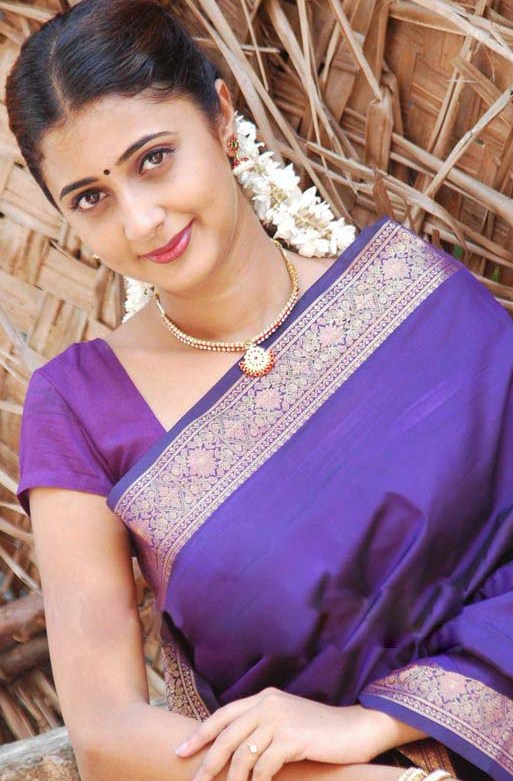 "The Tamil Actress kanika"